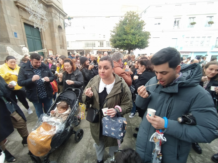 La Porta do Sol de Ribeira albergará mañana al mediodía las campanadas dorneiras de manera anticipada