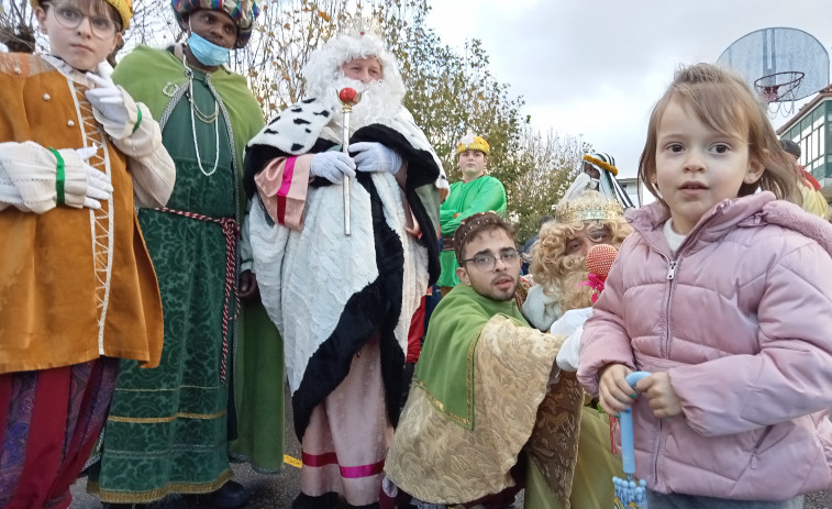 Boiro prepara una fiesta con chocolatada y sesión DJ para recibir este sábado la Cabalgata con Melchor, Gaspar y Baltasar