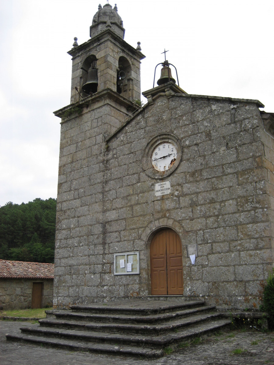 La Consellería de Cultura rehabilitará el retablo mayor de la iglesia de San Pedro de Lantaño