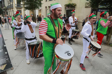 Espectaculo elfo aldea nadal