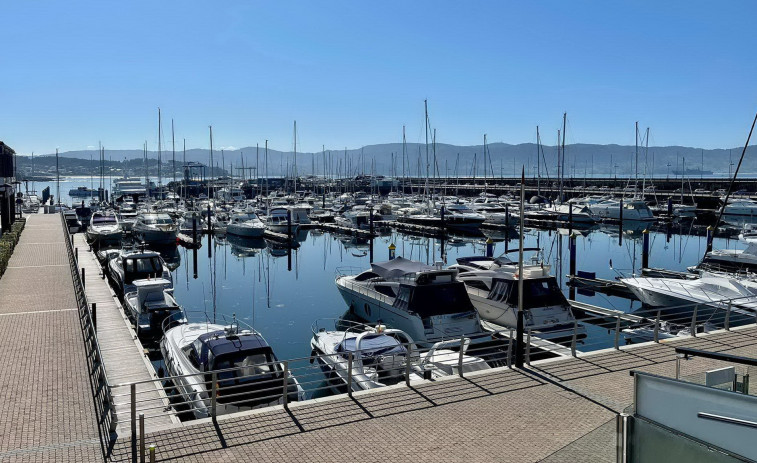 El puerto de Sanxenxo alcanza el tránsito de 481 barcos en 2024