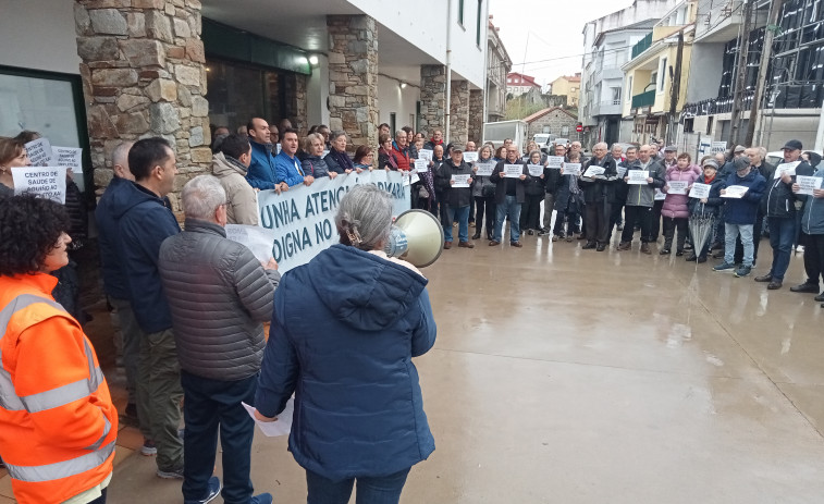 Ponen al presidente de la Xunta en la diana de las críticas de Aguiño por 