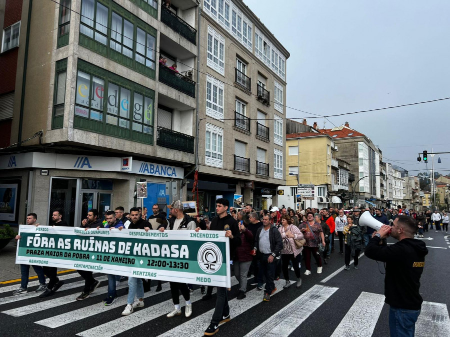 Los vecinos de A Ribeiriña y O Conchido se manifiestan para reclamar “o derrube de Hadasa”