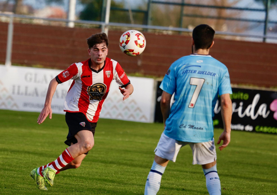 El Céltiga remonta y golea al Moaña en el primer partido del año