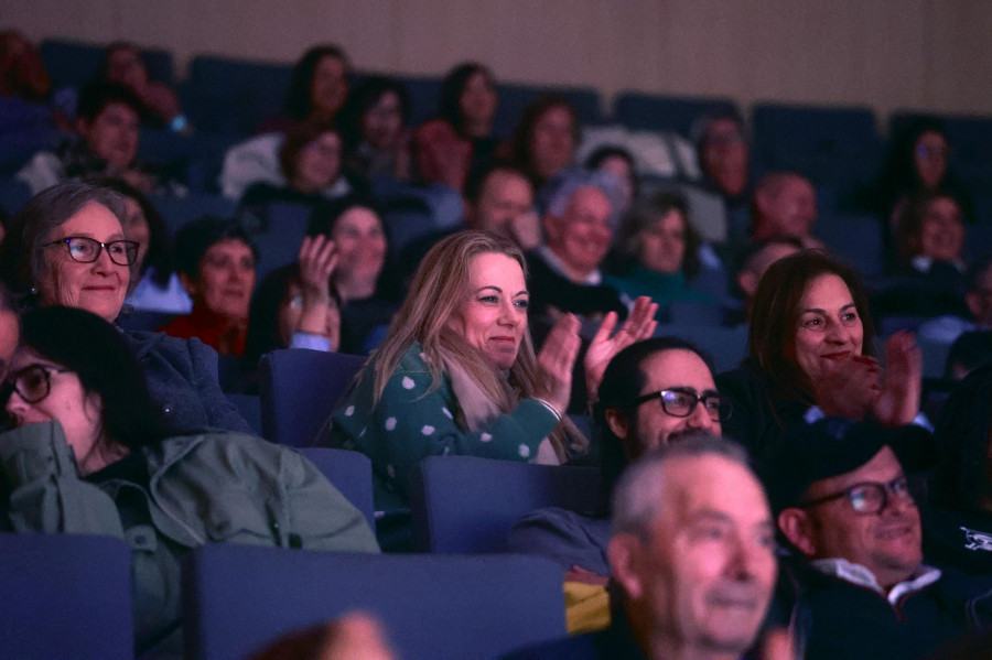 Teatro, exposiciones, música, homenaje y magia, este trimestre en Ribadumia