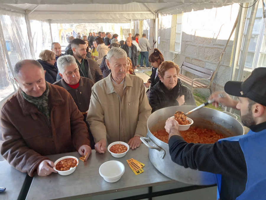 Reportaje | El poder de San Mauro... y de los callos y las empanadas