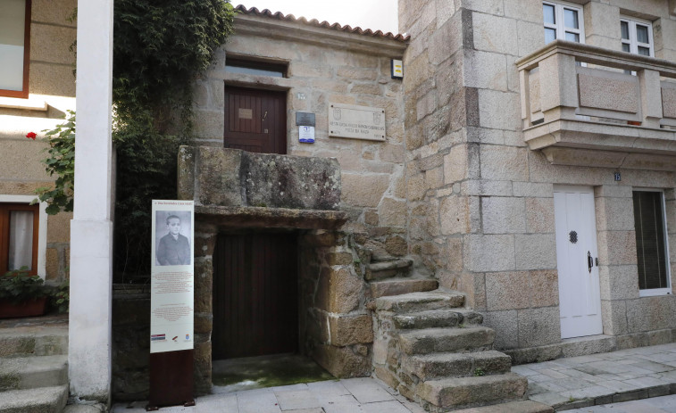 Cambados negocia nuevas cesiones para el legado Cabanillas, como la obra “A ofrenda das fadas” de su puño y letra