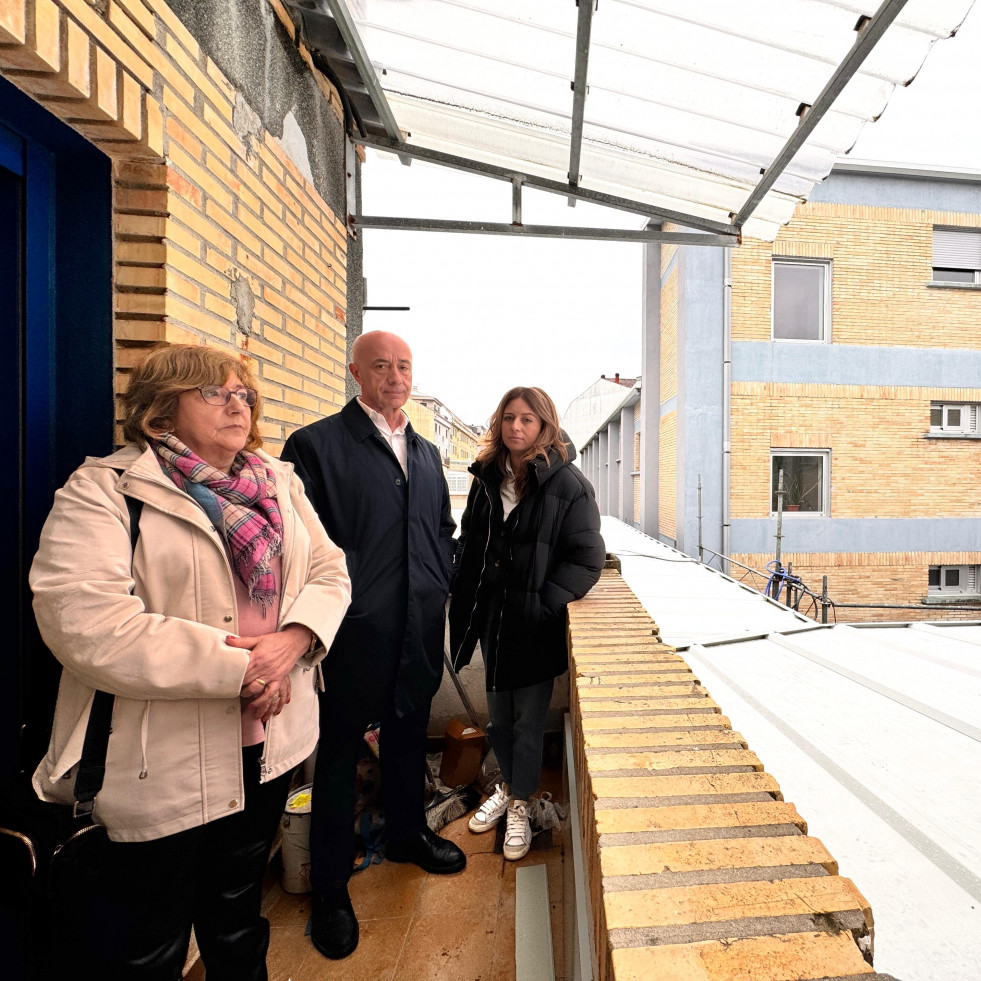 Vilanova crea una nueva cubierta para reducir las humedades en la Escuela Infantil