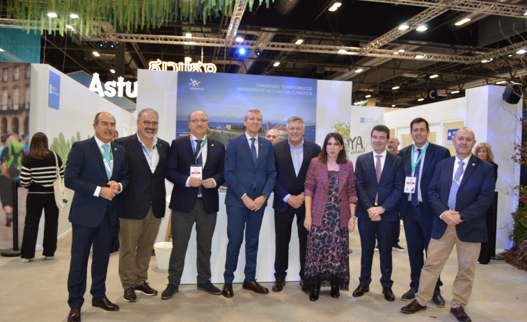 Sanxenxo y Meis promocionan en Fitur sus sendas verdes y su gastronomía