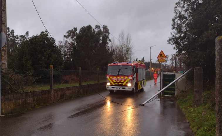 O Grove, Sanxenxo y Cambados cierran sus parques y paseos ante la alerta naranja por temporal