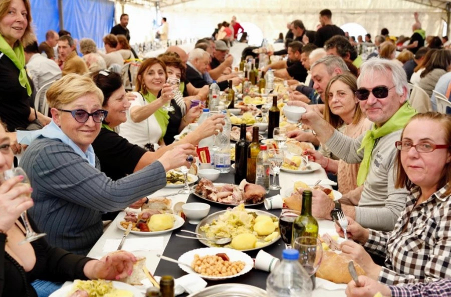 Paradela celebrará su III Festa do Cocido y una Andaina Solidaria este sábado