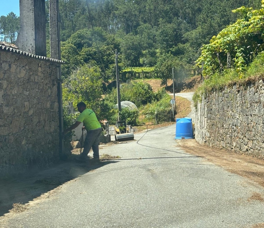 Caldas licita por 90.000 euros la limpieza y mantenimiento de cunetas en caminos del rural