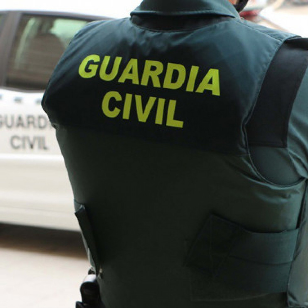 Detenido por matar a cuchilladas a un vecino y herir de gravedad a su mujer en Redondela