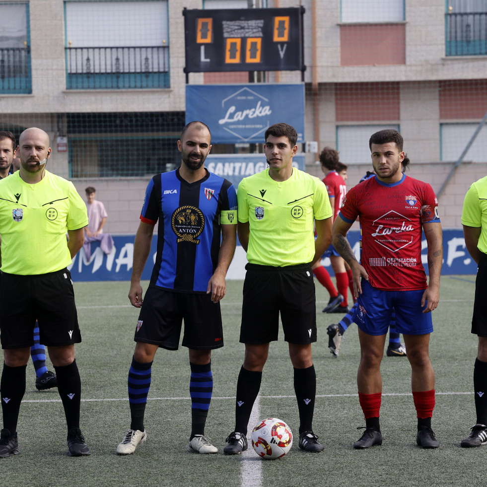 El derbi en A Illa, en el estreno de Álvaro Soto con el Umia ante el líder, marca la jornada en Preferente