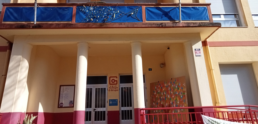 La ANPA “Santa Uxía” denuncia la parálisis de la obra del ascensor en el edificio de Infantil del colegio O Grupo de Ribeira