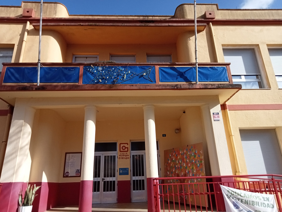 La ANPA “Santa Uxía” denuncia la parálisis de la obra del ascensor en el edificio de Infantil del colegio O Grupo de Ribeira