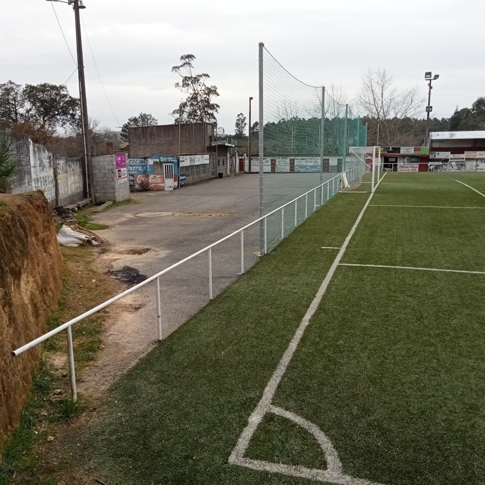 Ribeira destina 151.000 euros a construir nuevos vestuarios en el campo de fútbol de Oleiros