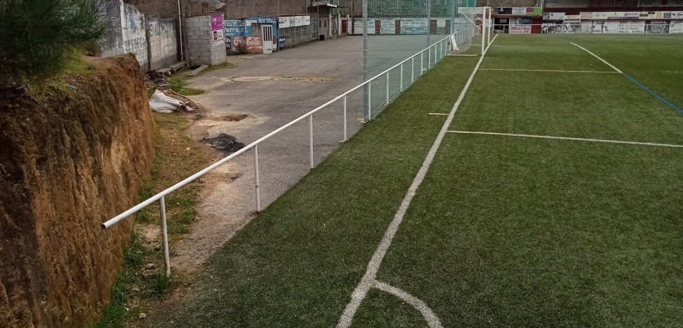 Ribeira destina 151.000 euros a construir nuevos vestuarios en el campo de fútbol de Oleiros