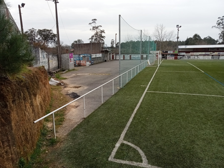 Ribeira destina 151.000 euros a construir nuevos vestuarios en el campo de fútbol de Oleiros