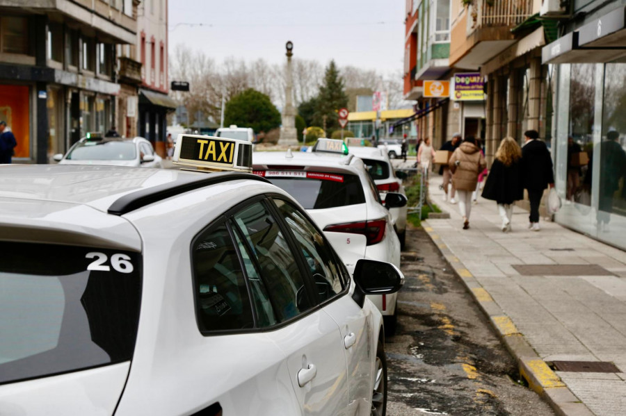 Los taxis se irán para la Alameda: Visto bueno de los conductores a la propuesta del Concello