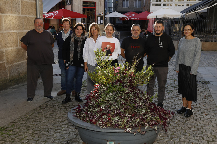 El PP urge reabrir al tráfico la Praza Asorey al considerar que hay un “forte descenso de vendas”