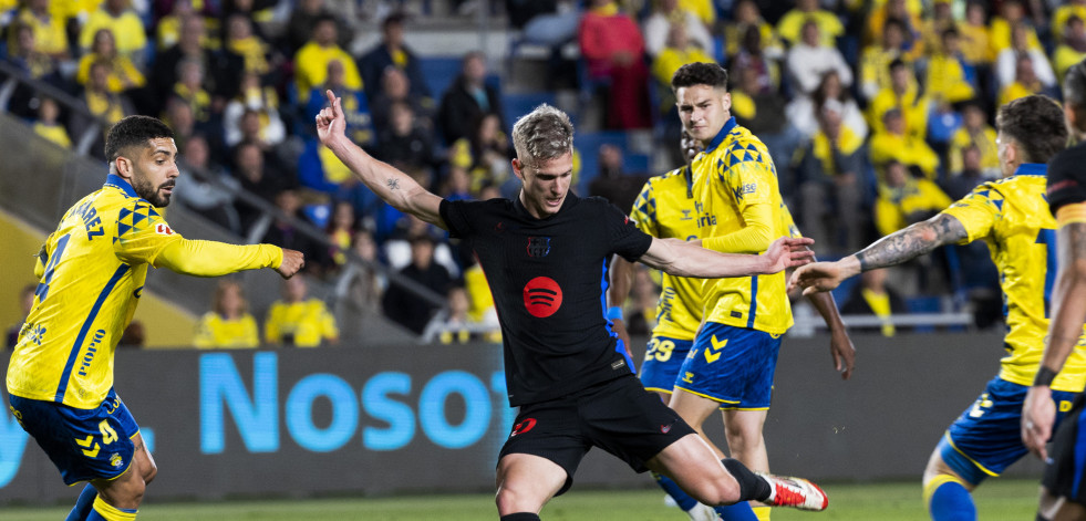 El Barcelona se mantiene líder tras ganar a Las Palmas (0-2)