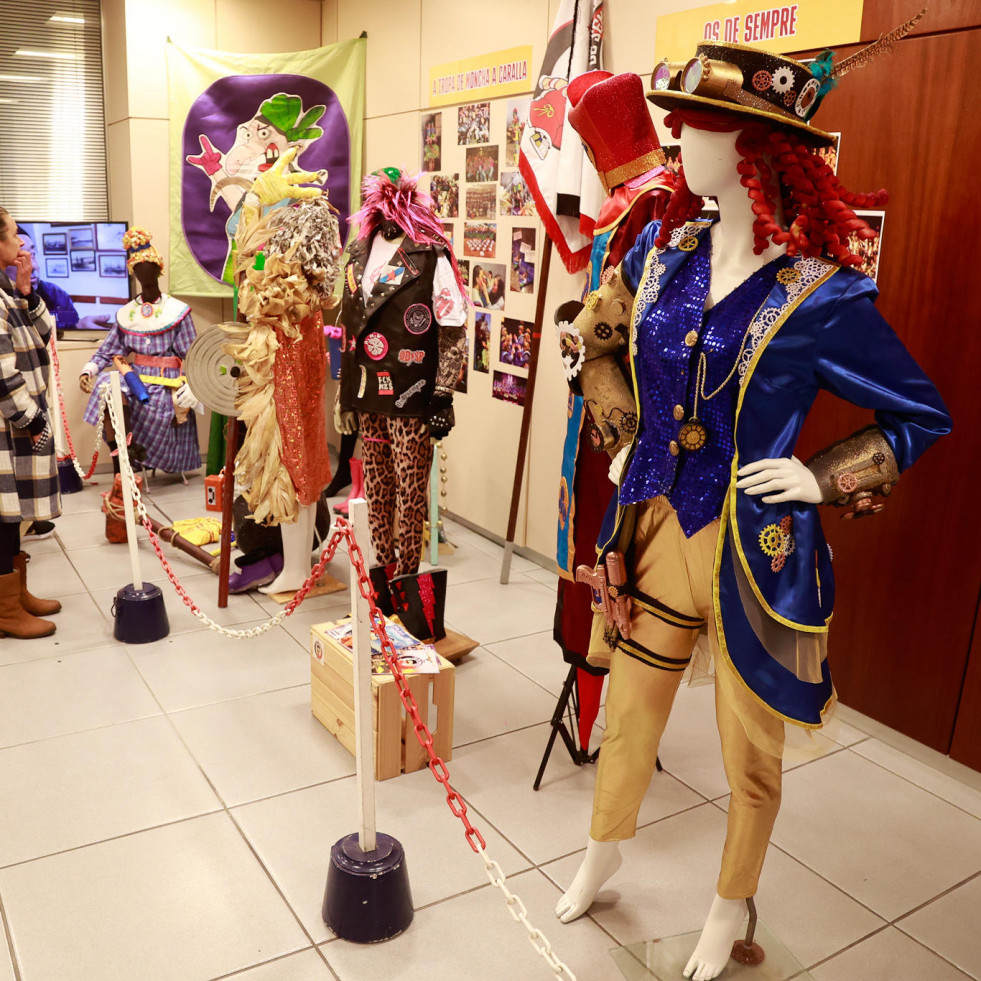 El museo del carnaval de O Grove recibe cientos de visitas cada día y afianza su continuidad