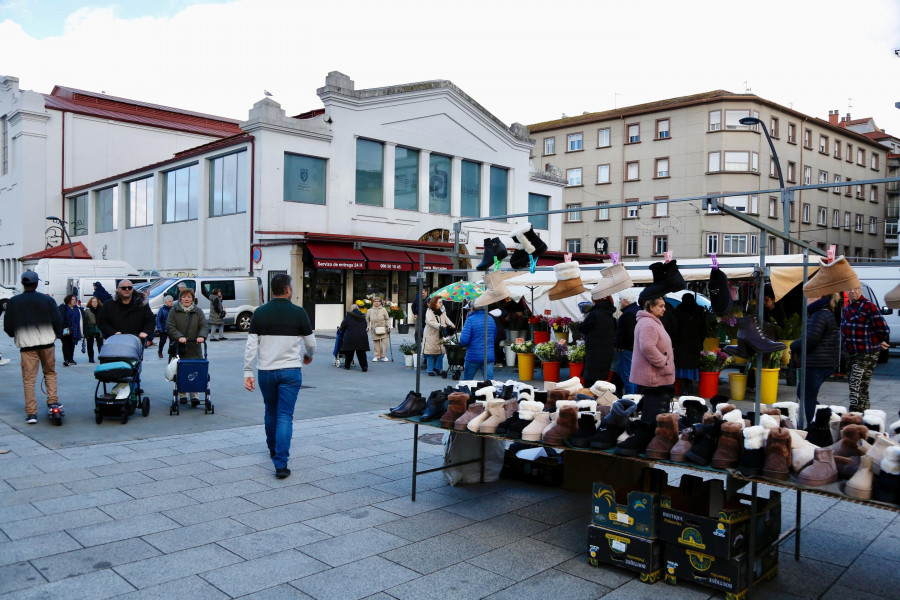 El mercadillo de Vilagarcía pierde fuelle