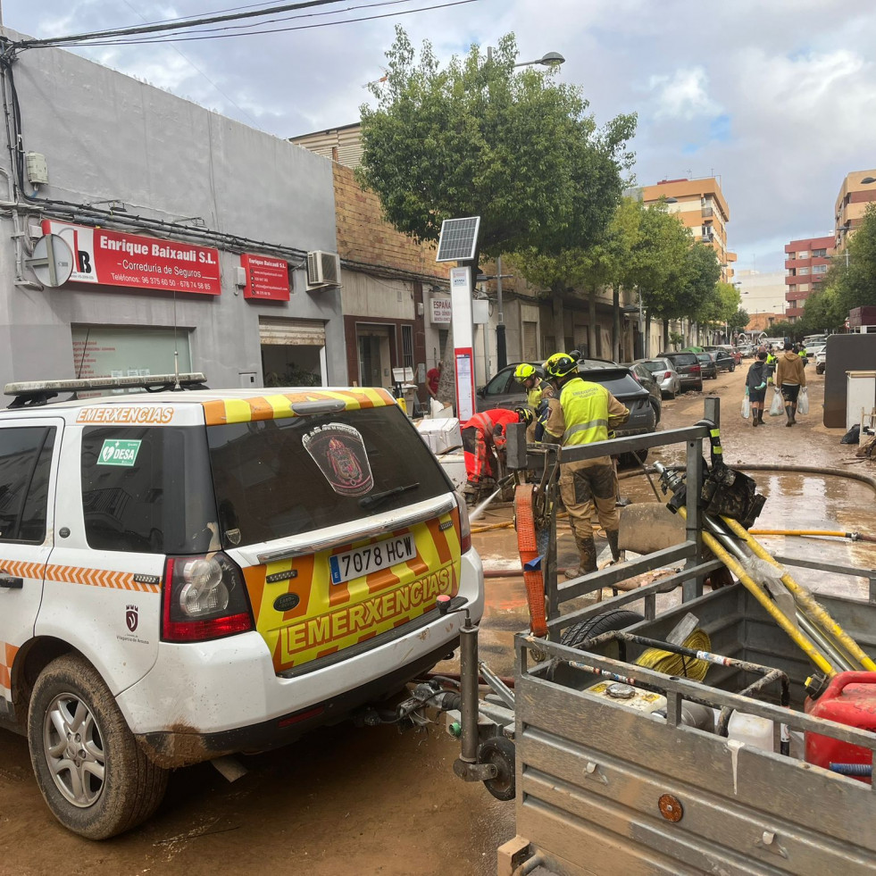 Efectivos de Protección Civil recibirán en Valencia la Cruz al Mérito con Distintivo Rojo