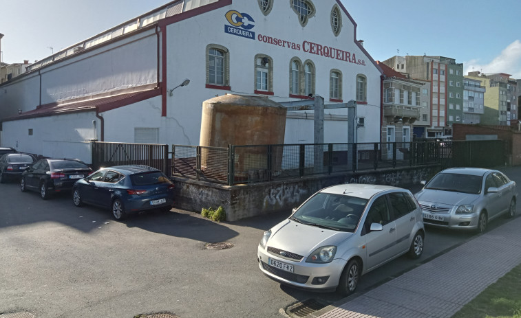 Ribeira promueve demoler el antiguo auditorio y crear en su espacio un parking subterráneo y una plaza pública por 9,6 millones de euros con fondos europeos