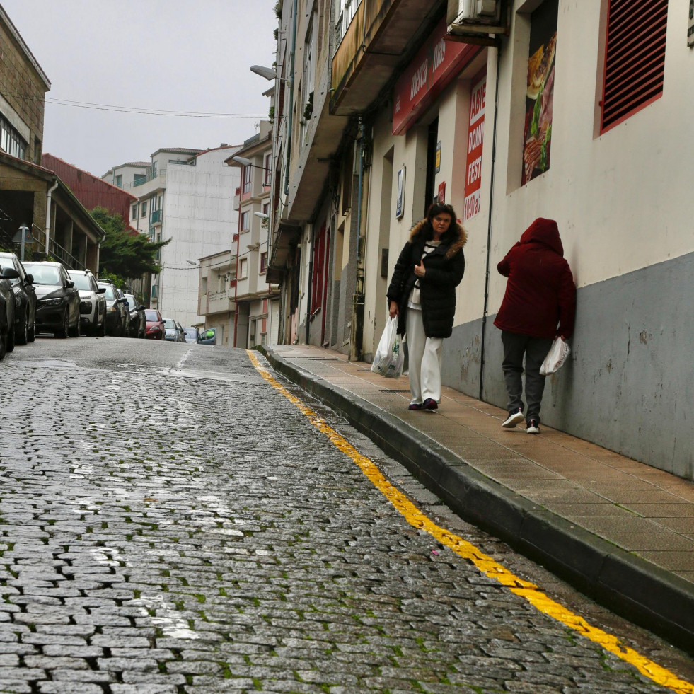 Terminan las obras en la Rúa Extramuros, que ya tiene paso elevado y recogida de pluviales