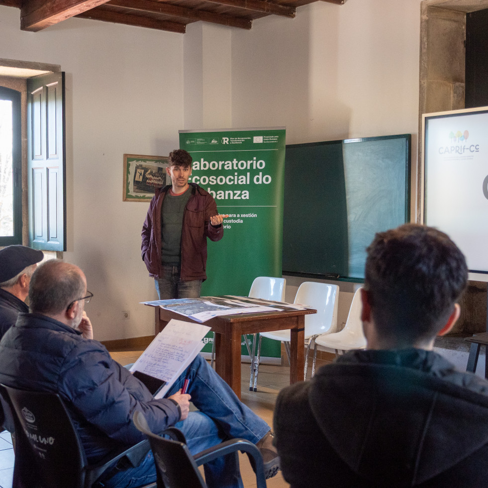 El Laboratorio Ecosocial do Barbanza participa en un encuentro Rianxo junto con otros proyectos transformadores de la gestión del monte