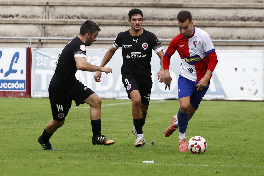 UD Ourense vs Arosa: Más que tres puntos en O Couto