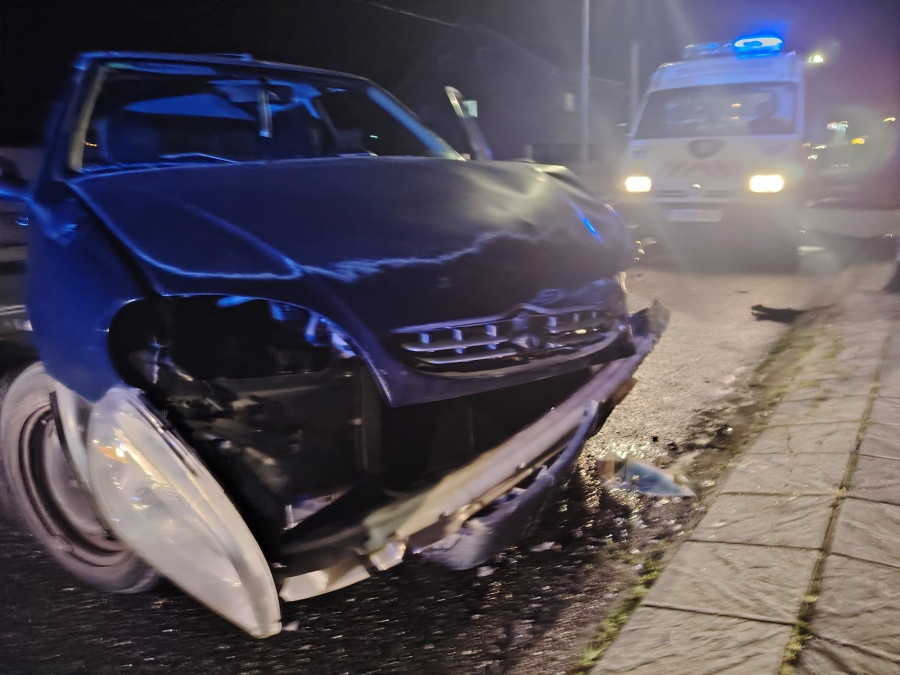 La Avenida de Vilariño registra una colisión entre dos vehículos, sin heridos