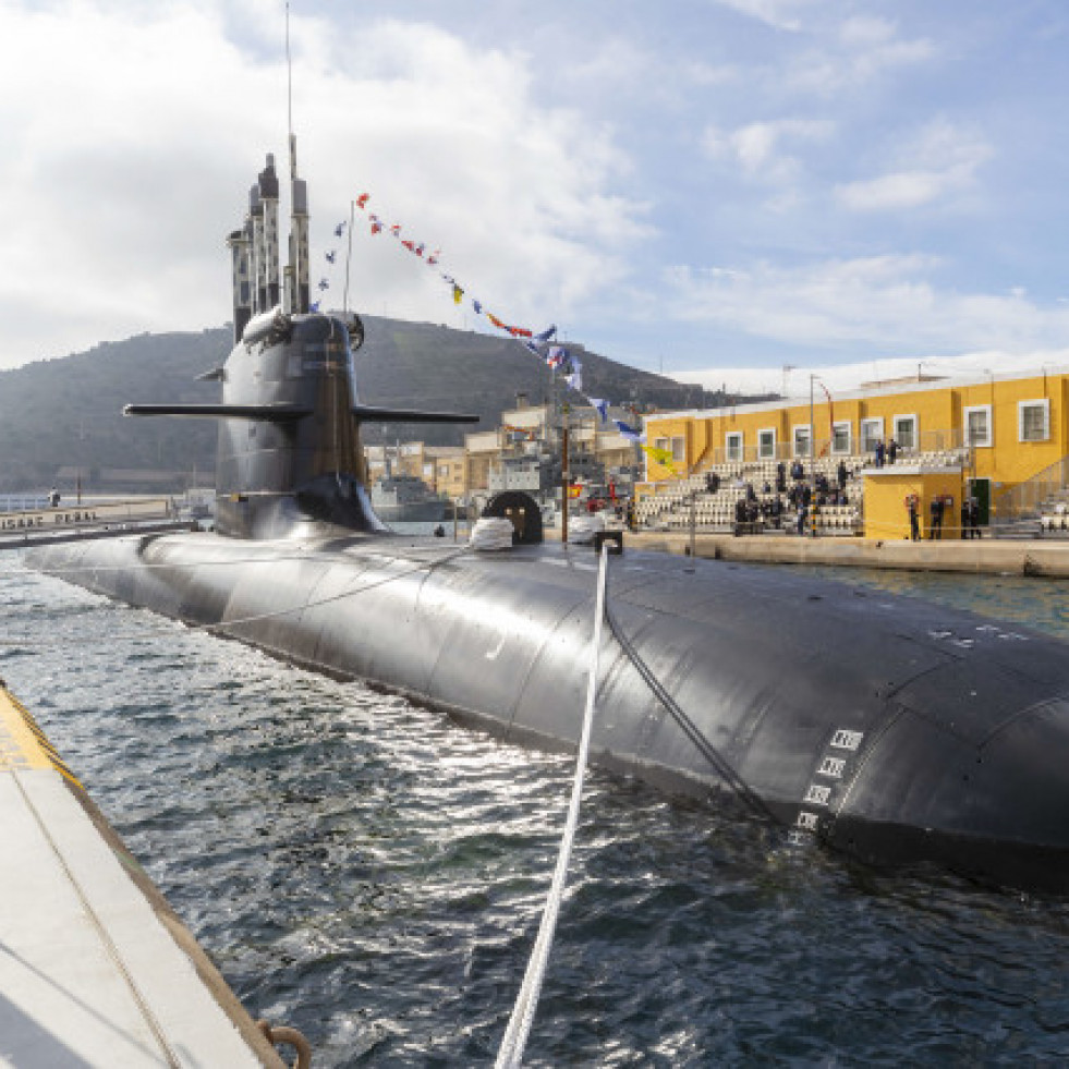 El submarino “Isaac Peral” llega este viernes a Galicia siguiendo su primera navegación