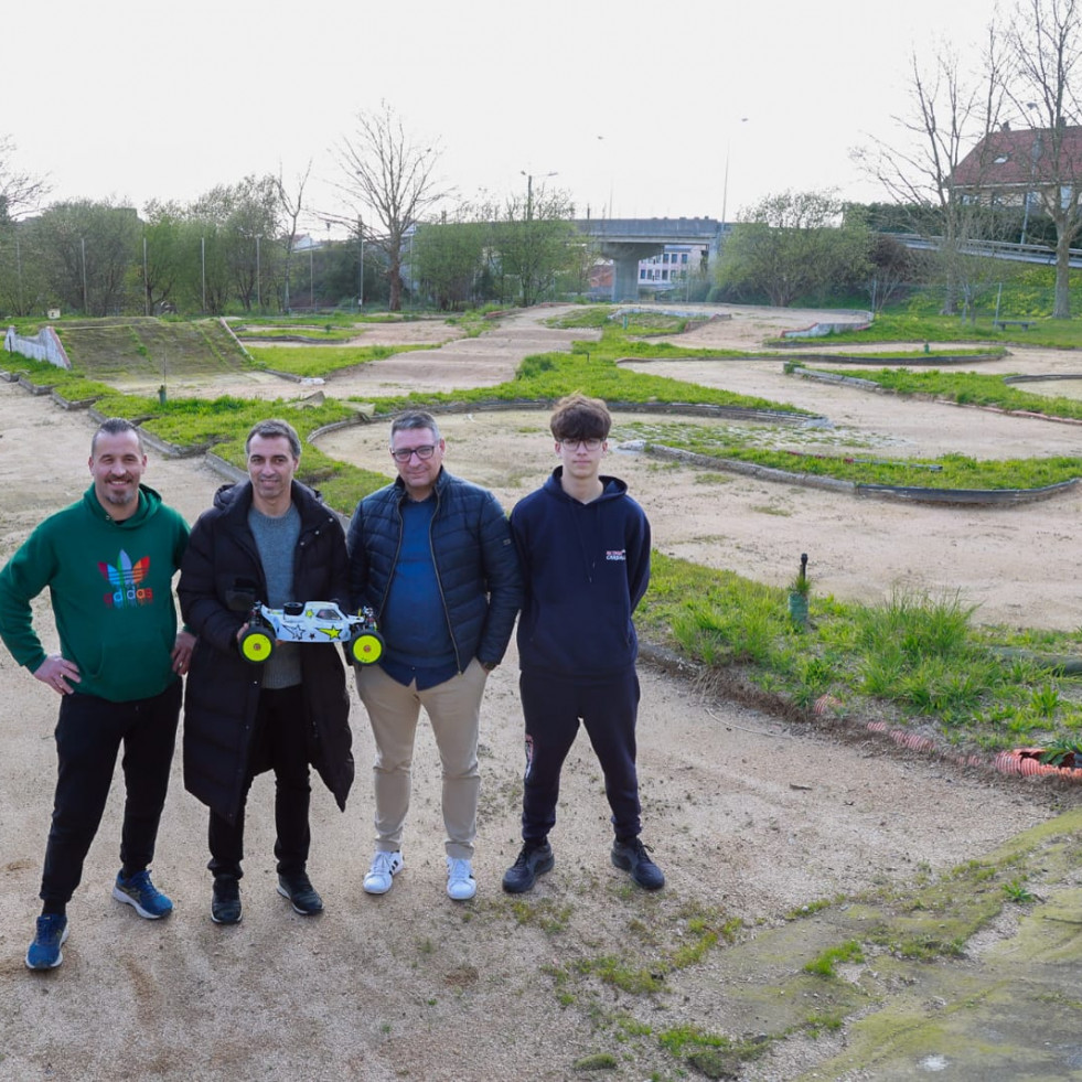 El Club de Radiocontrol asume las tareas de mantenimiento del circuito tras las obras