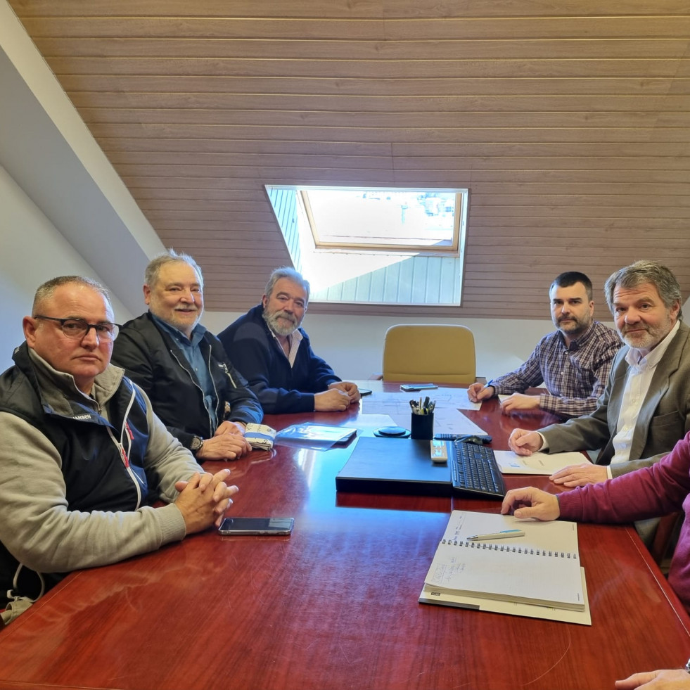 Portos de Galicia y el Club Náutico de Rianxo se reúnen por la renovación de la concesión